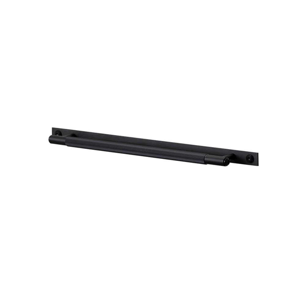 Pull Bar Medium With Plate Linear Pattern Black