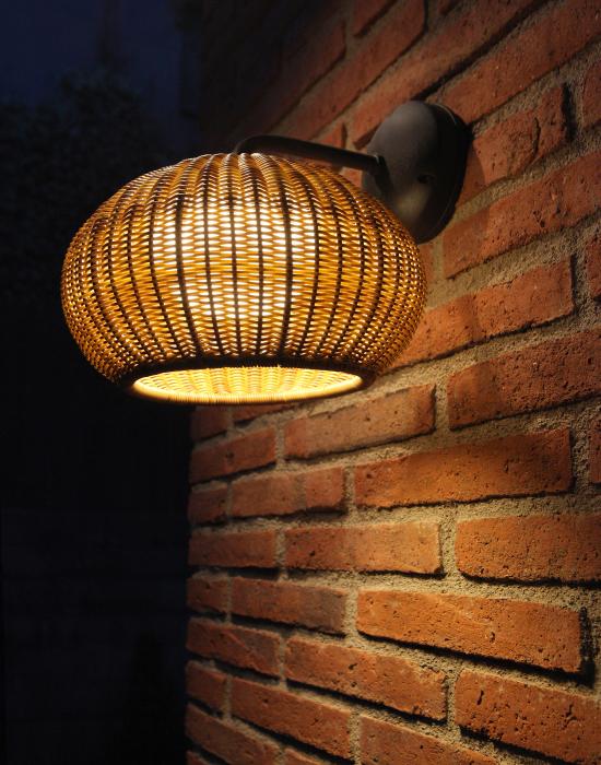 Garota A 01 Outdoor Wall Light