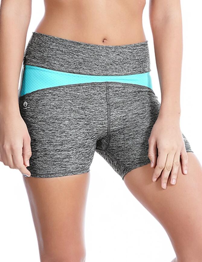 Introducing the new Freya active reflective range! Manufactured from absorbent material, which is breathable, the reflective speed short will keep you cool whilst you work out. The short is produced to manage moisture, and is guaranteed to have you looking your best!   Sporty, feminine design Absorbent material Breathable panels   Listed in UK sizes   35326-64856-865207 4019 Short