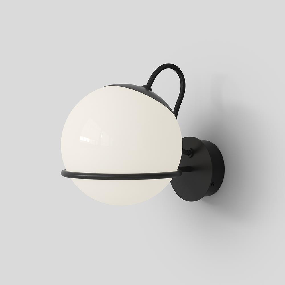 Model 237 Wall Light Single Black With Switch