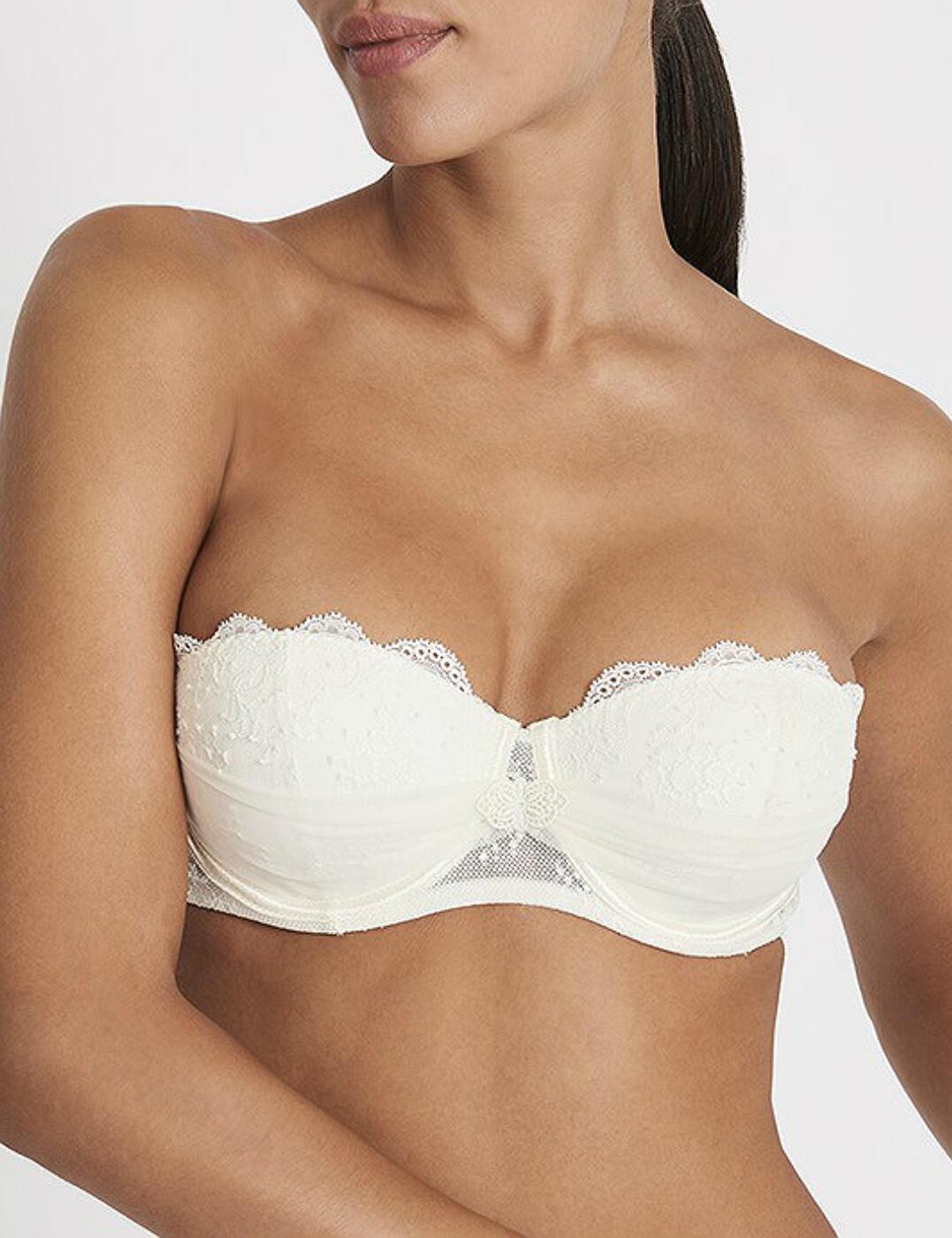 Intricate embroidery and luscious fabric are just two of the reasons why the stunning new L'amour range, by Aubade, is sure to be a firm favourite! Offering a comfortable and contemporary fit, this bra is underwired to provide excellent support and uplift and is also lightly moulded to offer a gentle boost and a great looking, well-rounded shape! Fastening at the back with hook and eye closure, this bra is perfect for wearing under strapless dresses, as it provides good coverage, to preserve modesty and can also be worn strapless, thanks to adjustable and detachable straps.  Chic and sexy design Comfortable fit Contemporary embroidery and lace styling Underwired support Lightly padded and moulded for a natural-looking boost Adjustable and detachable straps Can be worn strapless! Fastens at the back with hook and eye fastening Cup lining: 100% Polyester Composition:- 78% Polyamide &pipe; 22% Elastane Listed in UK sizes  36039-61934-1120595 DA06  Strapless Bra