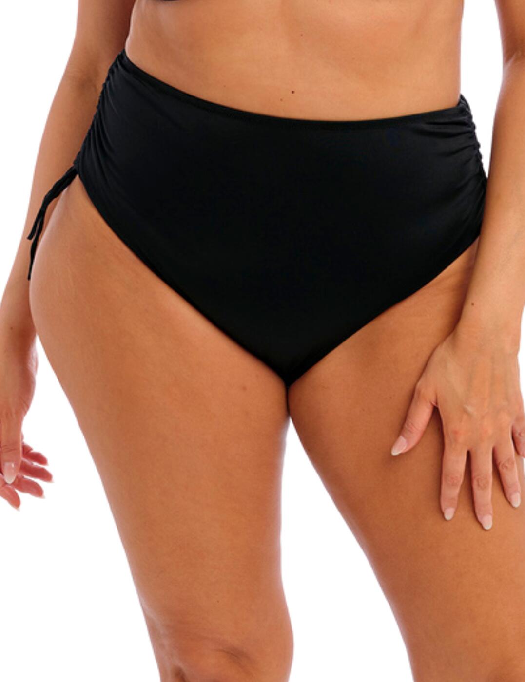 These full-coverage bikini briefs from Elomi's Plain Sailing line would be a perfect addition to your collection. Boasting a high-rise waist and adjustable side ties so you can alter to your desired coverage. This design is crafted with lightweight material and is fully lined for utmost comfort and modesty. This look has a minimalistic look and is perfectly stylish for anyone.