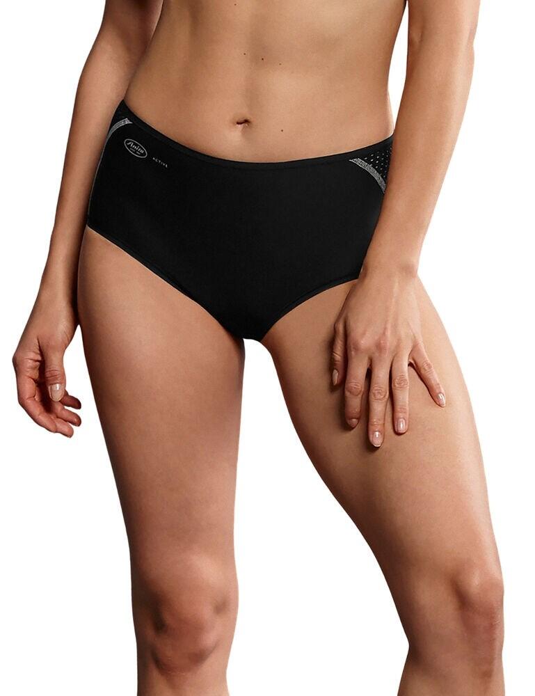 Look and feel amazing in these gorgeous panties from the Anita Active Sports range. Featuring mesh inserts for a comfortable all day wear. The low cut design and short styling shows off your natural silhouette. Made from skin-friendly, easy care material for a comfortable workout. The narrow waistband and leg edging lay flat on the skin giving a seamless finish.