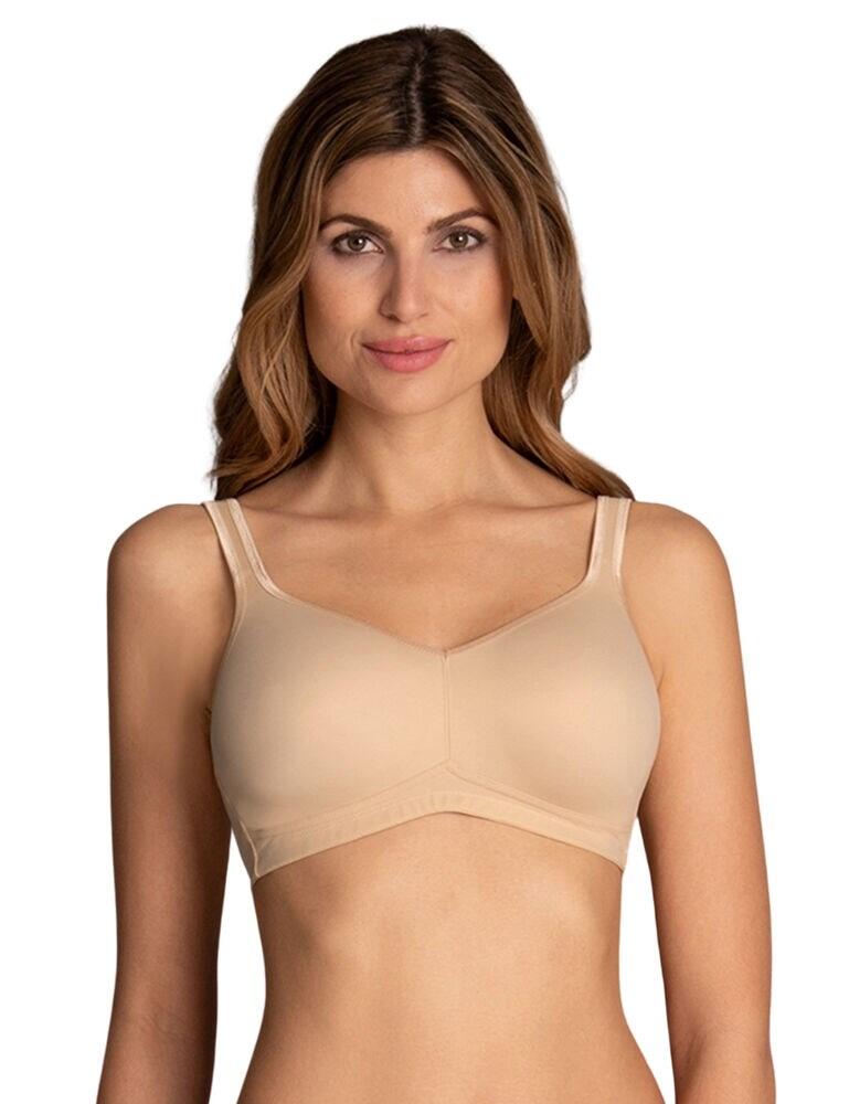 Get amazing comfort from this post-mastectomy bra from Anita's Hanni range. Featuring pre-shaped cups made of soft microfibre creating a concealing effect and gorgeous silhouette. The padded adjustable straps ensure a perfect fit and all-day comfort. Prosthesis pockets made from delicate tulle ensure no rubbing. The pre-shaped cups offer amazing support for the wireless bra with hook and eye closure to the back for even more.  Pre-shaped cups Soft microfibre Padded adjustable straps Prosthesis pockets Wireless Hook and eye closure Composition: 81% Nylon &pipe; 19% Elastane Listed in UK sizes  50264-91004-1197611 5787X Mastectomy Bra