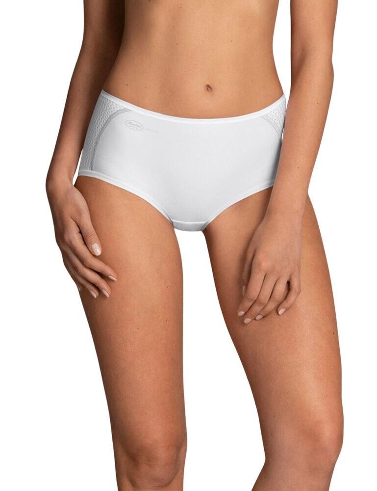 Look and feel amazing in these gorgeous Panties from the Anita Active Sports range. Featuring mesh inserts for a comfortable all day wear. The low cut design and short styling shows off your natural silhouette. Made from skin-friendly, easy care material for a comfortable workout. The narrow waistband and leg edging lay flat on the skin giving a seamless finish.  Mesh inserts Low cut Short style Skin-friendly material Narrow waistband and leg edging for a seamless finish Composition: 80% Nylon &pipe; 20% Elastane Listed in UK sizes  50267-90963-1198009 1627 Brief
