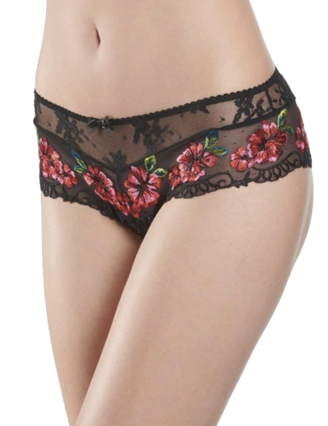 Ooze glamour and elegance in the beautiful Reve Eveille range, by Aubade. Intricate embroidery meets with semi-sheer fabric to create a look that is both contemporary and unique for your everyday lingerie drawer. This St. Tropez offers a modern cut and moderate coverage, whilst soft and luxurious fabric provides high-wearing comfort.  Chic and elegant design Comfortable fit Semi-sheer fabric Opulence embroidery decoration Moderate coverage Modern cut Composition: Mix, Including Polyamide and Elastane. Listed in UK sizes  39857-72784-1007846  Brief