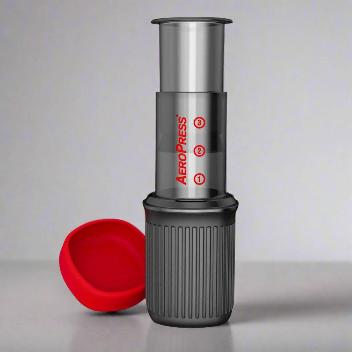 AeroPress Go Coffee Maker – Travel Portable Brewer &pipe; Complete