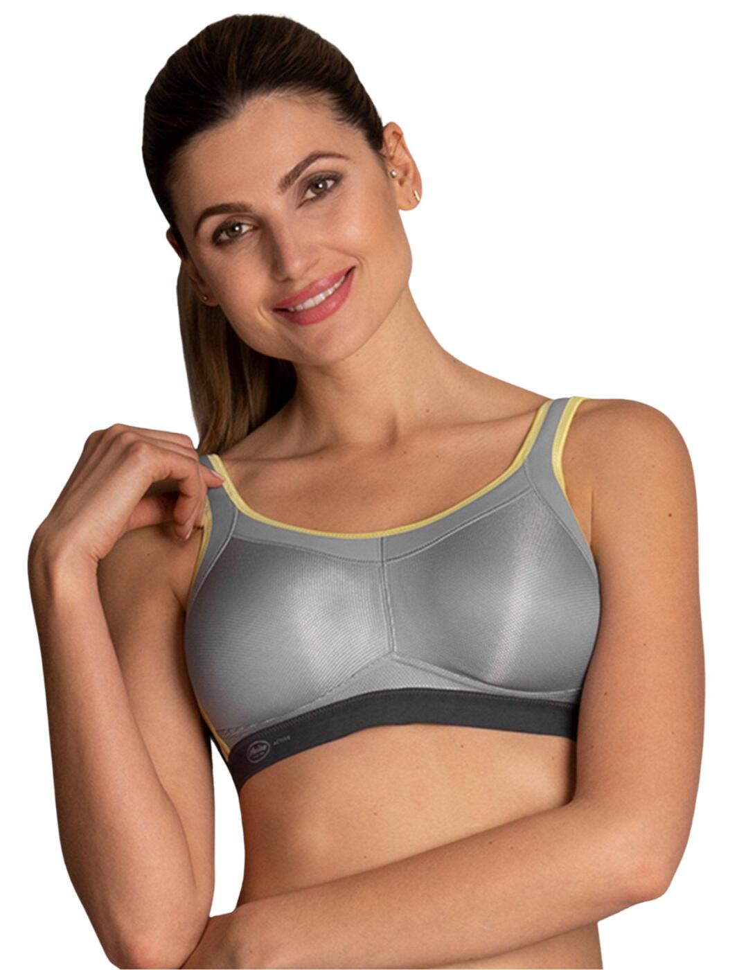 Feel secure whilst working out in this Momentum sports bra by Anita Active. It features an inner lining of water repellent towelling to keep you feeling dry whilst the outer has water repellent eyelet fabric. The cups are seamlessly formed cups that have a high cut panel that adds extra support. It has padded adjustable straps that create a comfortable fit.  Sports bra Inner lining of water repellent towelling Outside water repellent eyelet fabric Seamlessly formed cups High cut panel for additional support Padded adjustable straps Comfortable fit Composition: 70% Polyester &pipe; 15% Nylon &pipe; 15% Elastane Listed in UK sizes  51206-92454-1215940 5529 Sports Bra