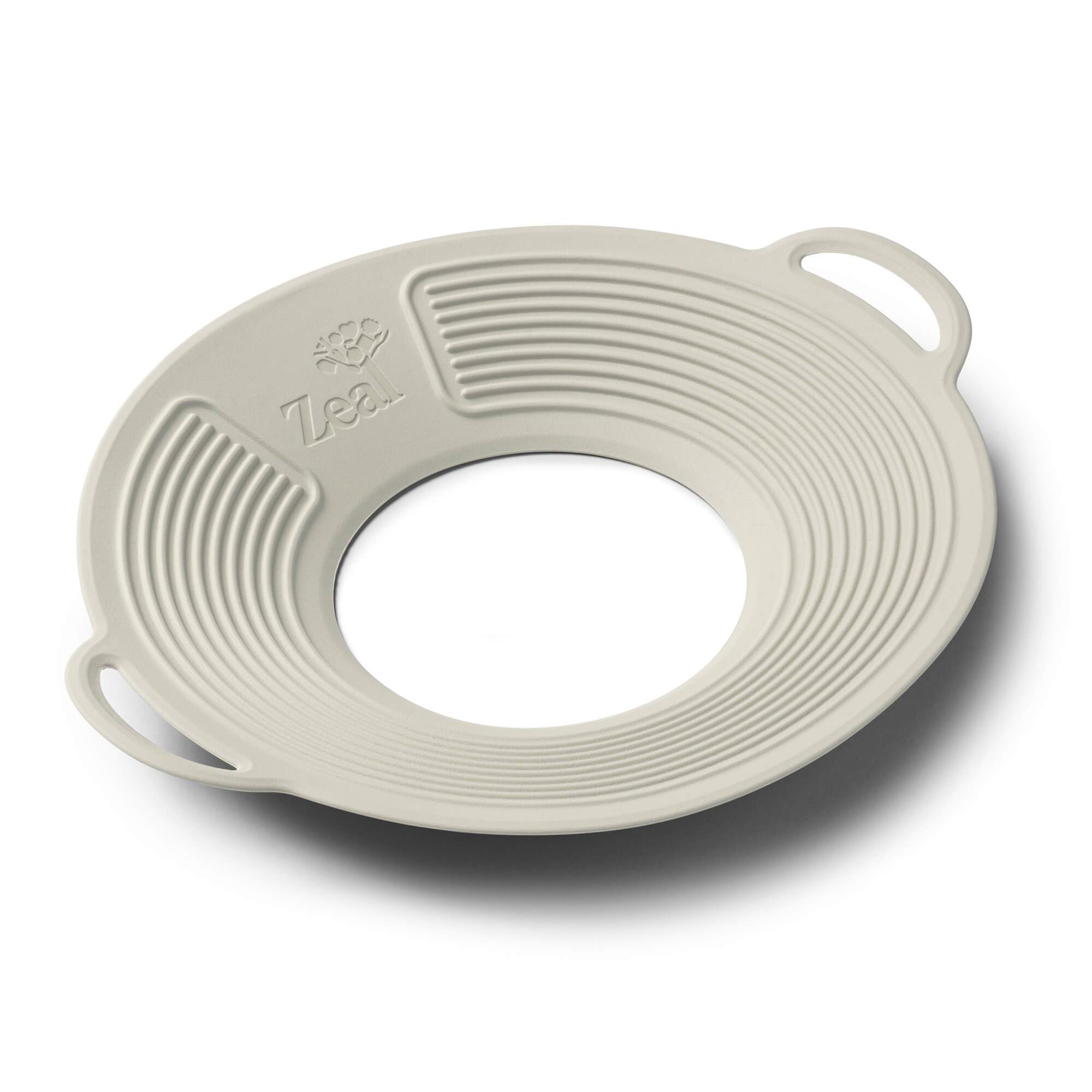 Zeal Classic Silicone Boil Over Lid in Cream