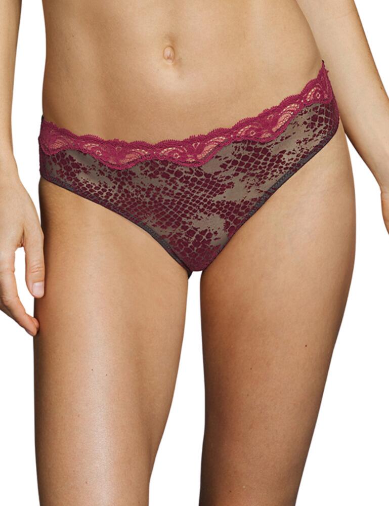Add some fun to your lingerie collection with the Mamba range by Andres Sarda, it offers a subtle snake print design that stands out. Andres Sarda didn't compromise on comfort with these Rio briefs and features a large elastic elegant lace waistband which creates a perfect fit. The Rio brief provides good rear coverage and has lace detailing along the leg holes.  Rio Brief Subtle snake print Comfortable fit Large elastic lace waistband Elegant lace detailing Good rear coverage Composition: 85% Polyamide &pipe; 12% Elastane &pipe; 3% Cotton Listed in UK sizes  50477-91423-1201558 3309550 Rio Brief