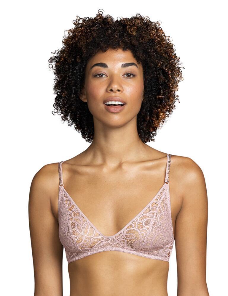 Add this amazing wireless bra to your lingerie collection and it'll make you feel incredible. It is a part of the Lynx collection by Andres Sarda which gives large sheer floral lace designs. This bralette has no padding and has no wire but does have a light tulle lining which will give some support. It has sequin straps that are adjustable and the bra features a small hook and eye closure that creates a perfect fit. The bralette has a plunging neckline that enhances the breasts giving a gorgeous and feminine look and feel.  Wireless bralette Sheer floral lace Non-padded cups Light lining of tulle Sequin adjustable straps Small hook and eye closure Plunging neckline Feminine feel Composition: 90% Polyamide &pipe; 10% Elastane  Listed in UK sizes  50535-91437-1201405 3309419 Wireless Bra