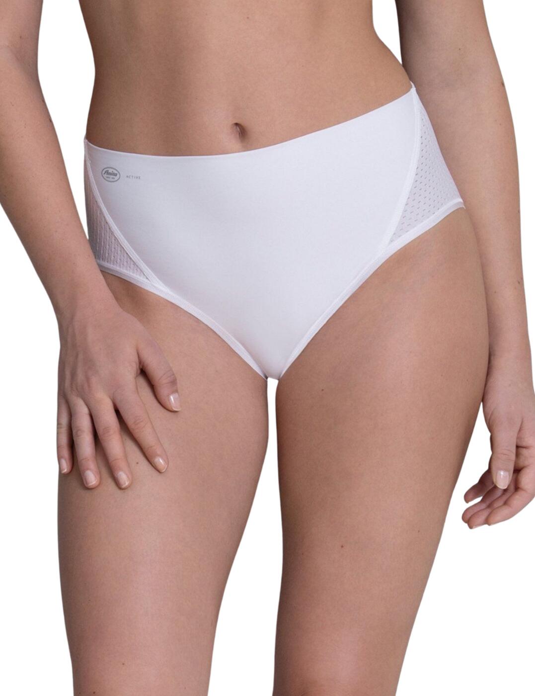 These sports panties are by Anita active and are perfect for exercising. The briefs are high-waisted and are super breathable and skin-friendly. It has a double-layered front section which is seamless creating a comfortable fit. To the side, there are airy mesh inserts that run to the rear giving additional support. The brief is quick-drying, making sure you stay dry throughout. Offering full rear coverage.  Sports briefs Perfect for exercising Ultra-high waisted Breathable Double layered front section Seamless Comfortable fit Side airy mesh inserts Quick-drying Full rear coverage Composition: 85% Nylon &pipe; 15% Elastane  Listed in UK sizes  51190-92422-1212882 1629 High Waist Sports Panty