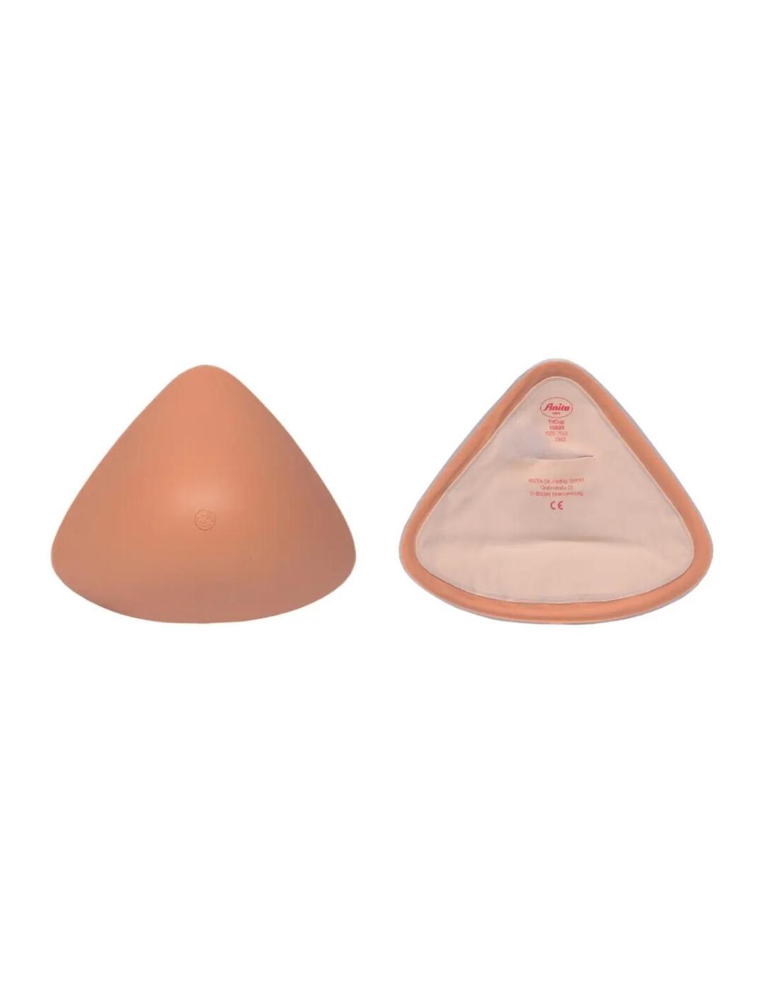 Very soft and light this full breast form will provide comfort and conceal larger unevenness in your bust. The natural shape and feel of the Anita Prothesisis will give you a natural cup shape and natural movement. You can vary the volume of this form with medical fleece.  Full breast form Tapered edges Single prosthesis Variable filling Very light Composition - Mixed Content Sizes 70-105  51268-92556-1233341 1089X Full Breast Form