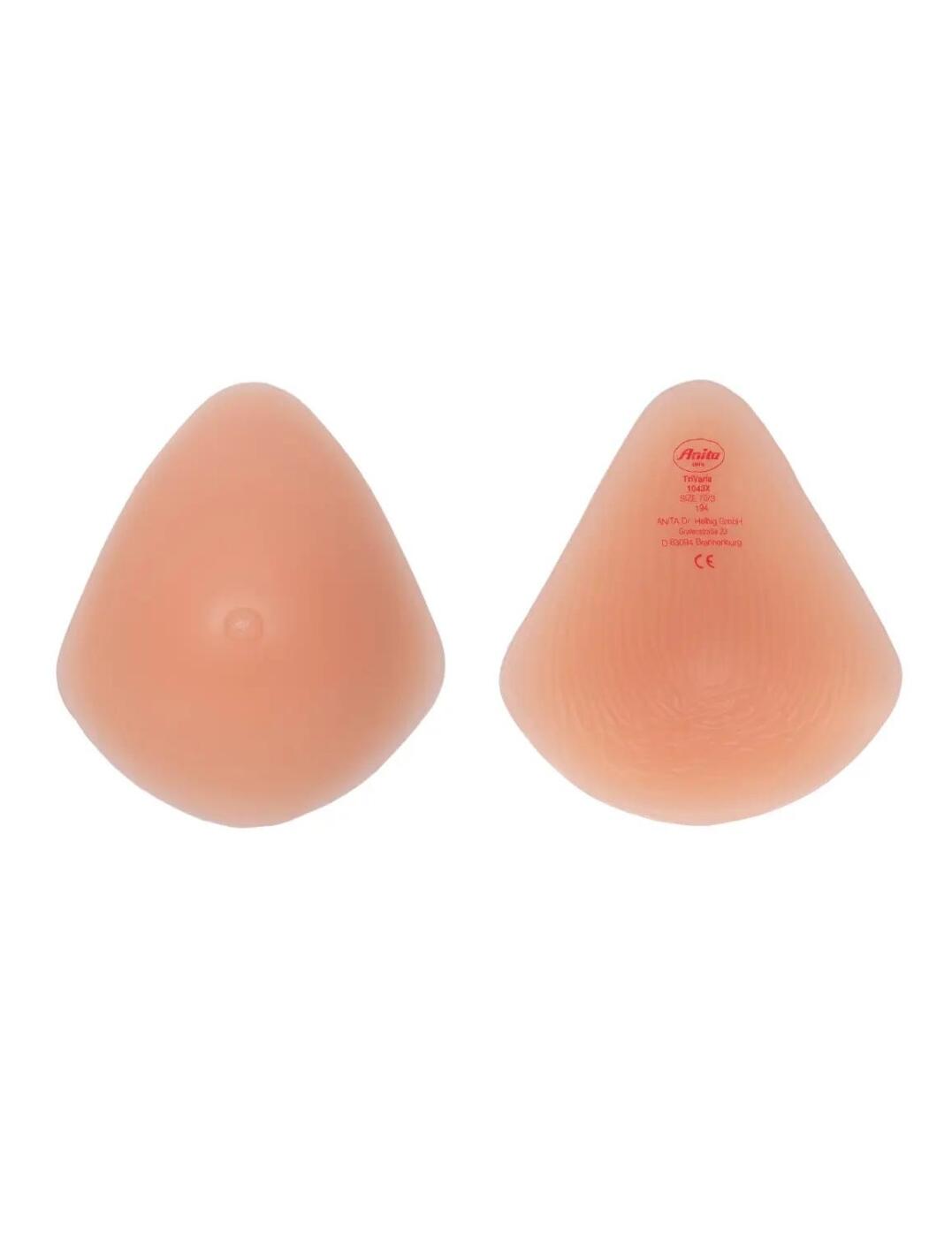 This full breast form by Anita has a flat back for women with very little breast tissue. Crafted from a soft silicone the breast prosthesis will feel and look natural. It will compensate for the missing weight and balance out your bust in feel and look. And with tapered edges, the silicone will smoothly transition into your skin.