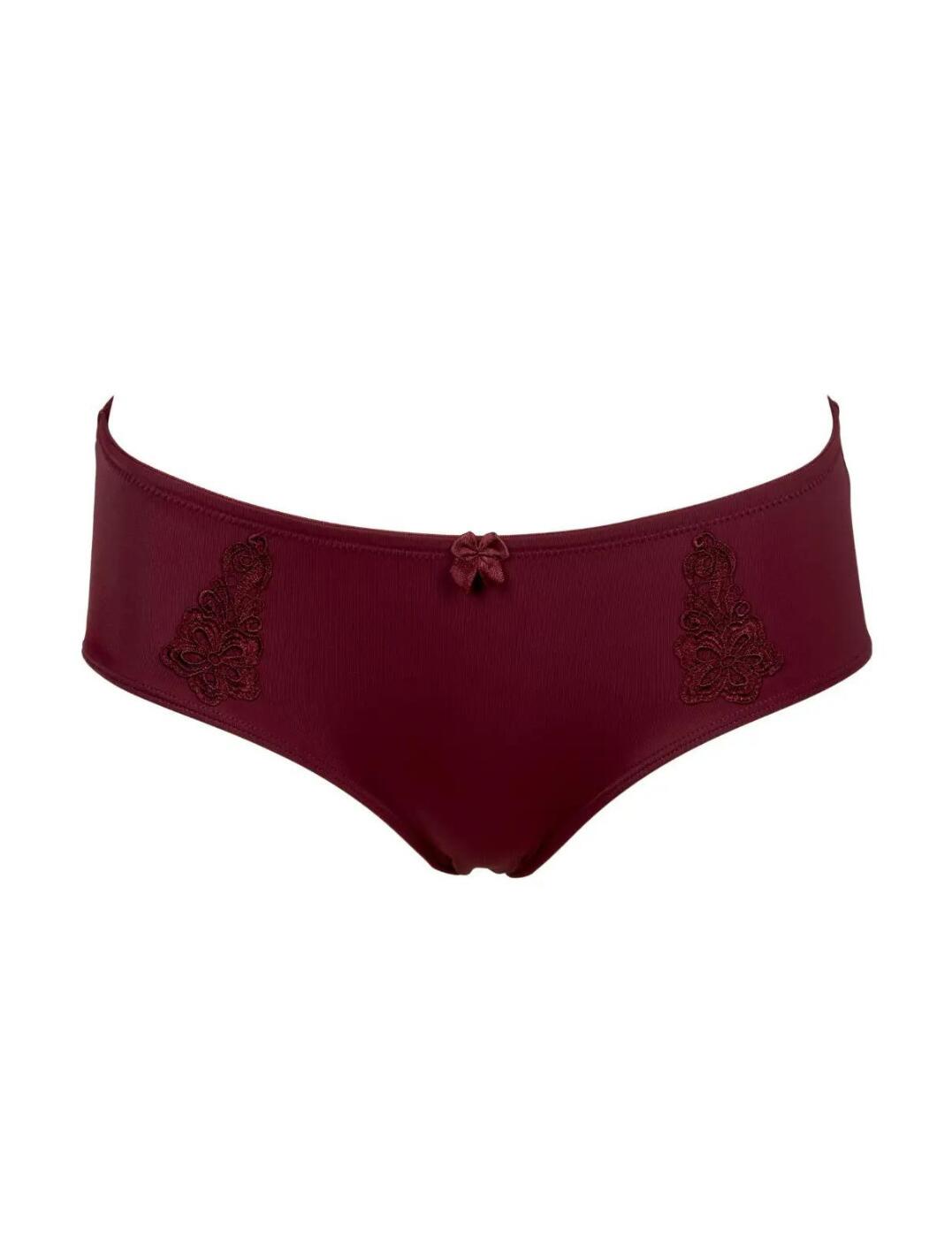 These briefs from After Eden have a classic style with subtle floral embroidery and a delicate bow for a timeless everyday look. The moderate coverage and wide side design are combined with a cotton gusset to create the utmost comfortable fit that is perfect for all-day wear. Team with coordinating bra by After Eden.  Subtle floral embroidery Wide side design Cute bow detail Low-rise waist Cheeky moderate rear coverage Cotton gusset Country of origin: Bangladesh Composition: Mixed fabric content Listed in UK sizes  52624-94620-1245592 0.2297 Brief
