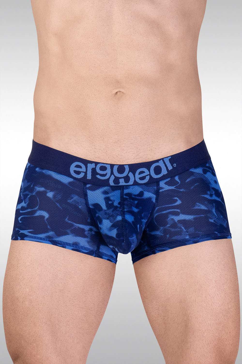 Mega enhancing Ergowear MAX SE Camo Boxer men’s underwear trunks with a nose shape pouch. Shop boosting male hipster shorts – fine and breathable