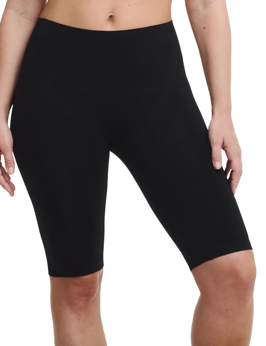 Chantelle Women's Smooth Comfort Sculpting Long Shorts in Black | Size: 10