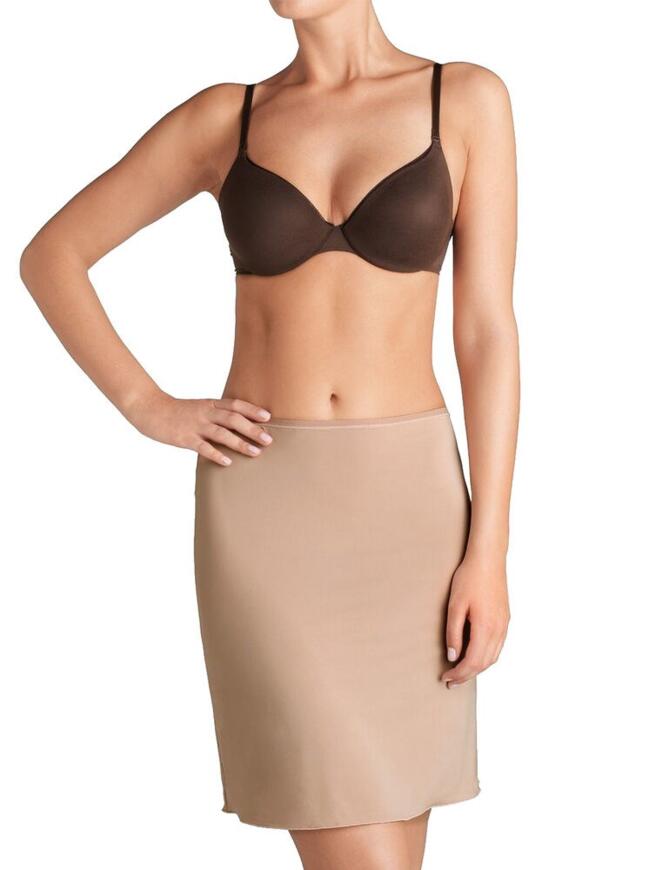 Slip into greatness with the Triumph Body Make-Up skirt. Designed to smooth and firm your body under your favourite skirt. Crafted from super-soft, buttery fabric for maximum comfort, you might just wear it as is for lounging. Try this second-skin-like feel with your next outfit.  Sleek and practical design Wears like a second skin Body firming qualities Ultra-soft fabric Perfect under a skirt Side length 17 inches Composition: 87% Polyamide &pipe; 13% Elastane Listed in UK sizing  43475-79834-1094176 10133685  Skirt