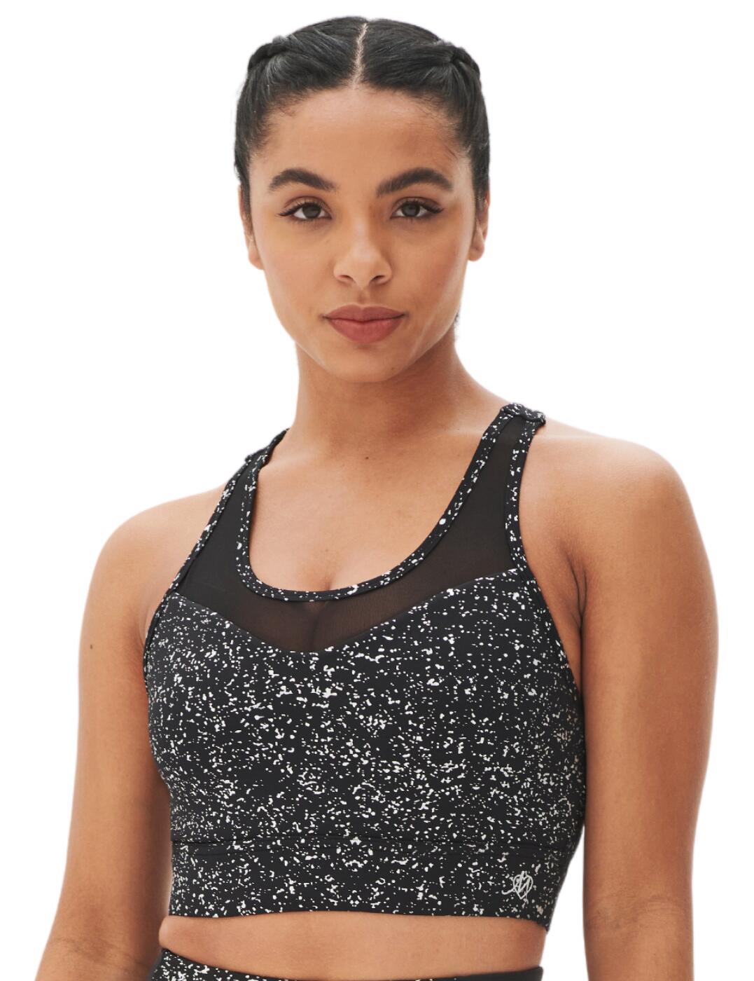 Stand out and elevate your gym wardrobe with this Energy Reflective mesh crop top by Pour Moi. The full coverage scoop neck style offers a supportive fit. A mesh panel helps improve ventilation and keep you feeling fresh no matter how intense your workout gets. Wireless cups offer a comfortable and natural feel while still providing great support. Thick cross over straps helps prevent shoulder strain and keep straps in place during your workout. The back features a feminine design with cut-out detailing that keeps you cool.  Cross back design keeps straps in place Comfortable wireless design Pull-on Mesh panels provide better ventilation Country of origin: China Composition: - 78% Polyester &pipe; 22 Elastane Listed in UK sizes  53718-96246-1248011 97146 Crop Top