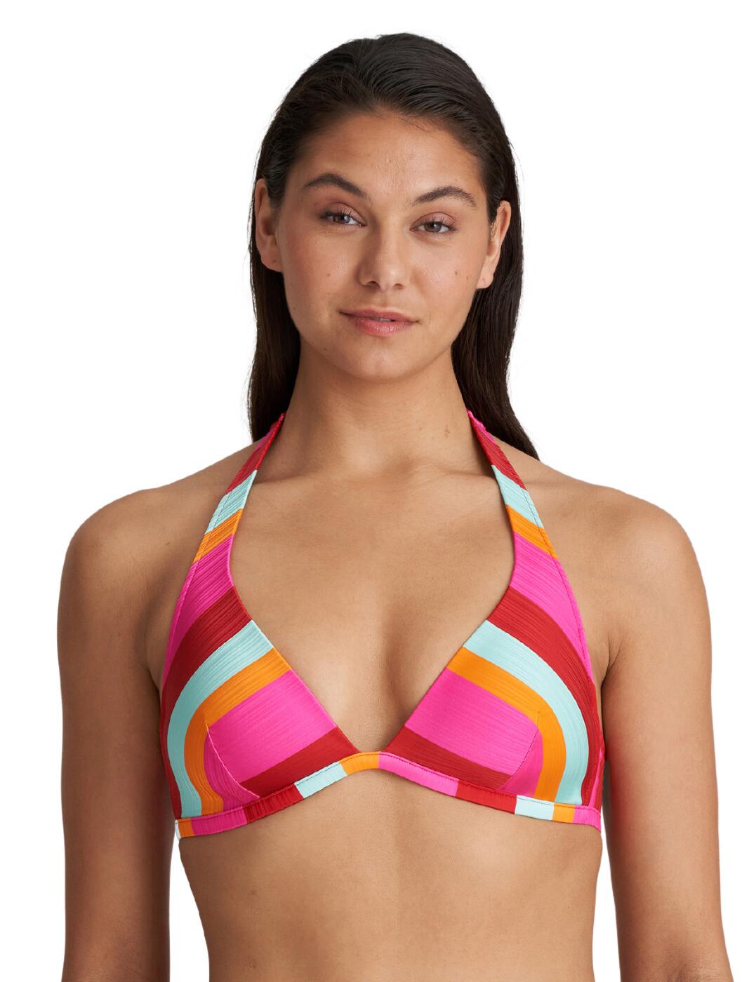 The Tenedos collection by Marie Jo offers the most engaging swimwear designs in tried and comfortable styles. This bikini top boasts a traditional deep plunging neckline with triangle cups with a halterneck tie-up on the top to reinforce the alluring look. The non-wired design makes sure that you are comfortable on the beach, while the padded cups provide security and shape your curves beautifully. Match with other items from the Tenedos range for a fully coordinated look.