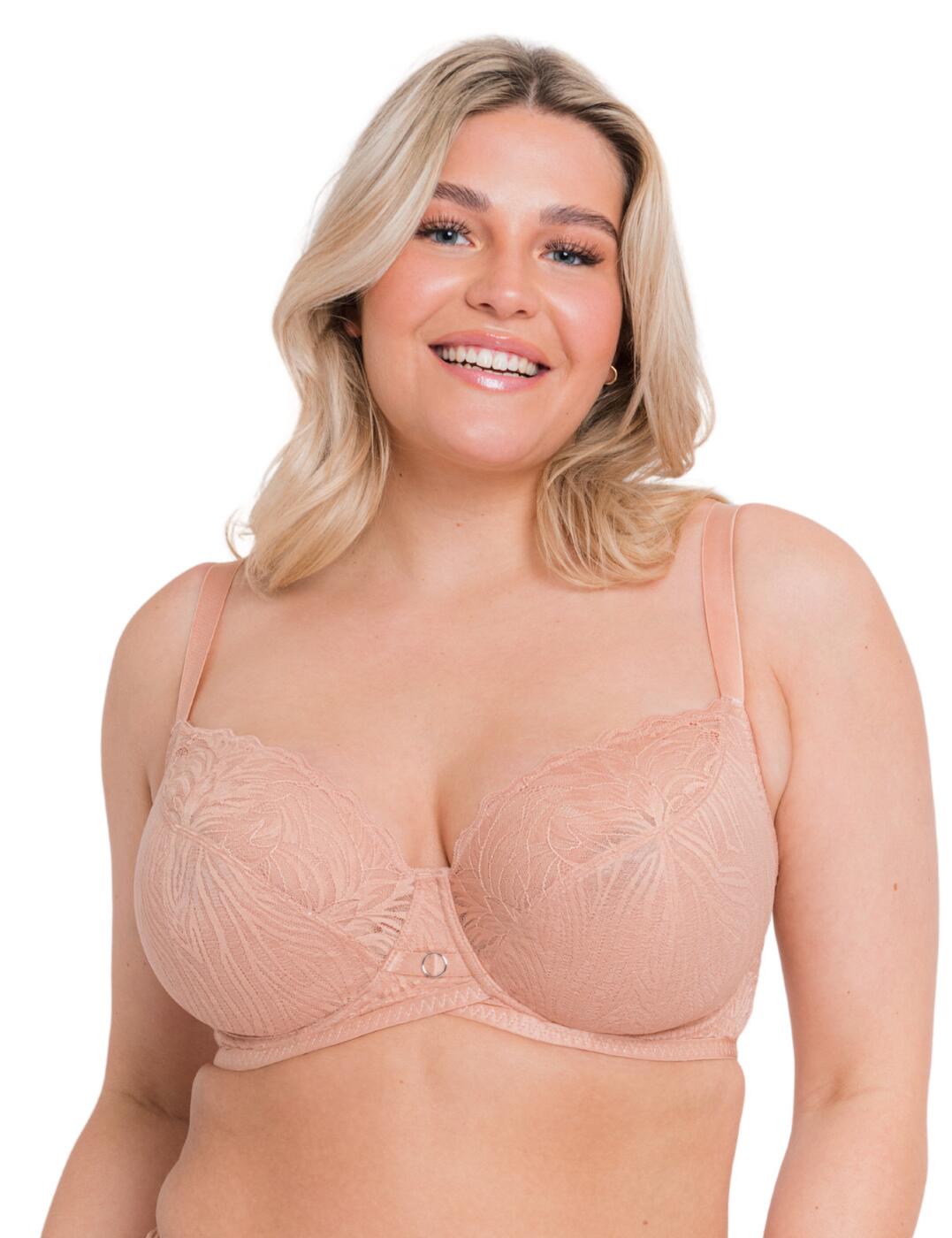 A zebra lace balcony bra that is the perfect next addition to your lingerie draw. This bra is brought to you from the Lace Daze collection by Curvy Kate. Scallop trim lace delicately frames the bust to add a delectable style. Stretch lace tops the cups to ensure a flush to the skin style, no matter what your movements. The underwiring curves up at the centre front to ensure an encapsulating fit for security. The printed lace continues next to the hook and eye closure for all round detail. Elasticated wings ensure for a comfortable yet reliable fit. No padding is used within the cups to ensure a natural feeling fit. Fully adjustable straps ensure for a personalised fit.
