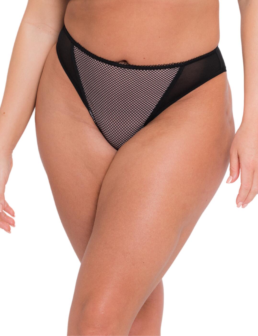 A figure flaunting piece, brought to you from the Gin Fizz collection by Curvy Kate. The Brazilian styling creates a high leg cut and moderate rear coverage, for a cheeky look and the illusion of elongated legs. Black fishnet is layered over a blush liner for a stunning style, before blending into the stretch mesh panels. This panelling continues along the rear for a derri re exposing look. The high-rise of the piece means it sits flawlessly on your waistline to enhance your curves.