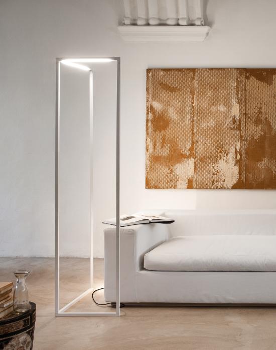 Spigolo Floor Light